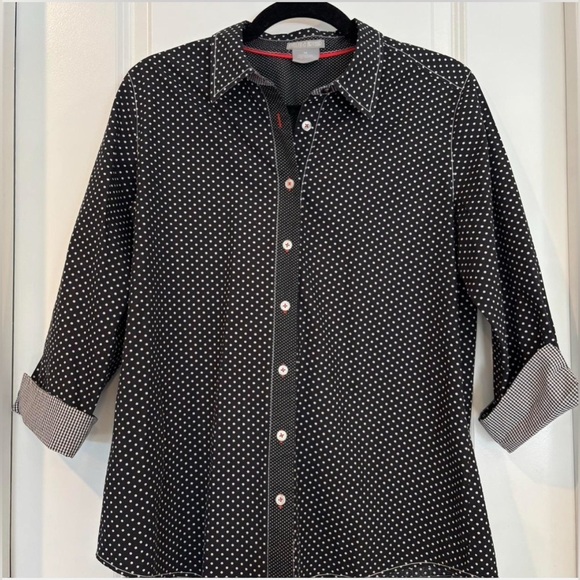 Chic Black and White Polka Dot Blouse with Rolled Sleeves - Picture 1 of 5